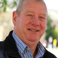 Picture of Ian J Elmer